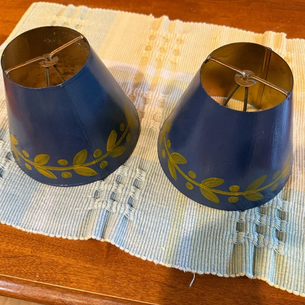 Pair of metal mini shades - Picture 1 of 1